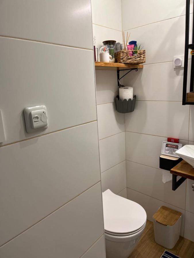 Charming Studio Apartment At House Rustica With Terrace And Nearby Parking 푸나트 외부 사진